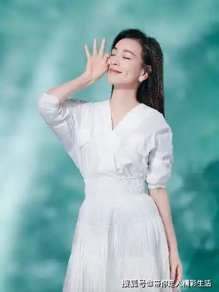 53岁依旧保持好身材,张庭是如何做到的?_调整_饮食_角色