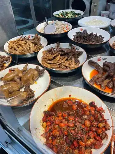 五一路米粉(王记大排档)-"路过这里办事,网上看的网红米粉,慕名来吃.