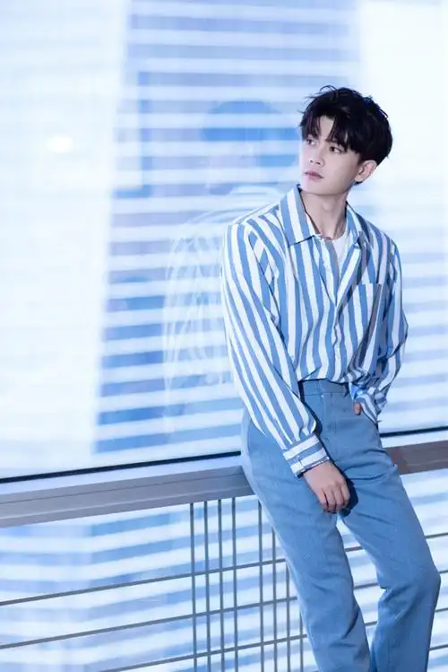 任嘉伦[超话]# #任嘉伦2021嘉速前进# #. 来自爱喝咖啡的漾漾 - 尾