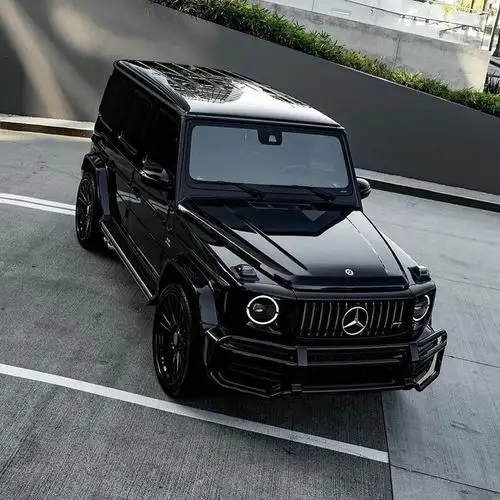 奔驰大g全黑色外观像个黑武士