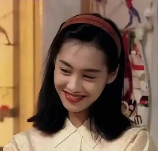 香港图片人常用头像(香港男正装图片头像)-天晟网