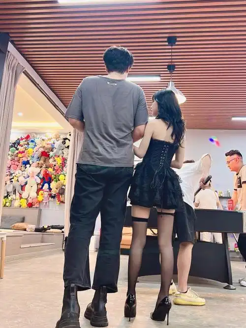 152 39|152的我像170  190的他像个巨人