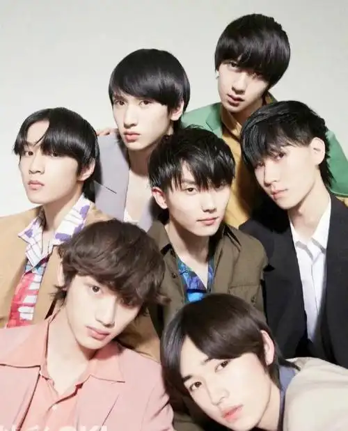 时代少年团爆笑照片