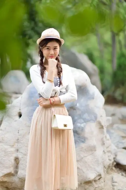 【图片9】青春靓丽(人像习作)--蜂鸟论坛照片套图