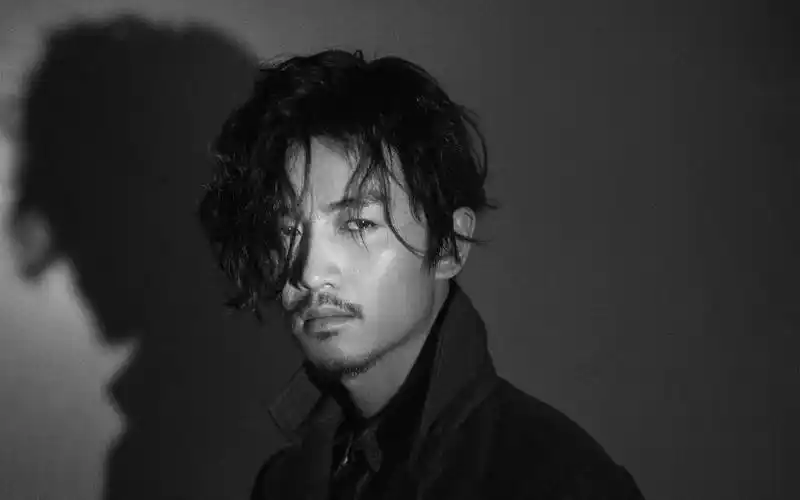 陈晓黑白雅痞时尚写真帅气图片壁纸