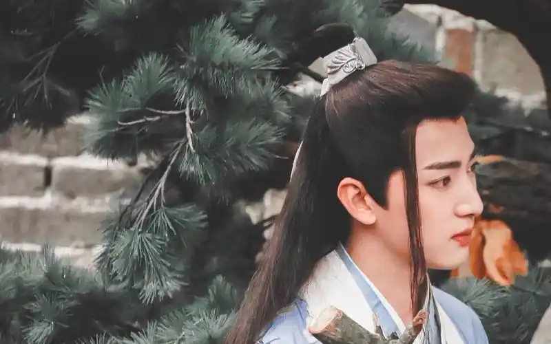 刘昱晗强迫症纯情小奶狗我可以刘昱晗古装