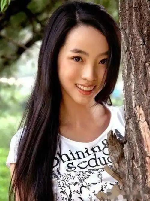 到底李思思整容整了哪些地方她的容貌都有哪些改变