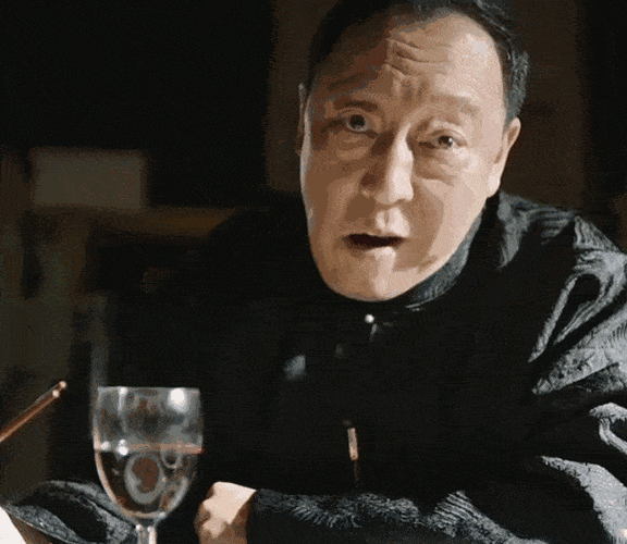 领教了倪大红老师在《都挺好》中的"撒泼无赖",今天要带大家见识一个