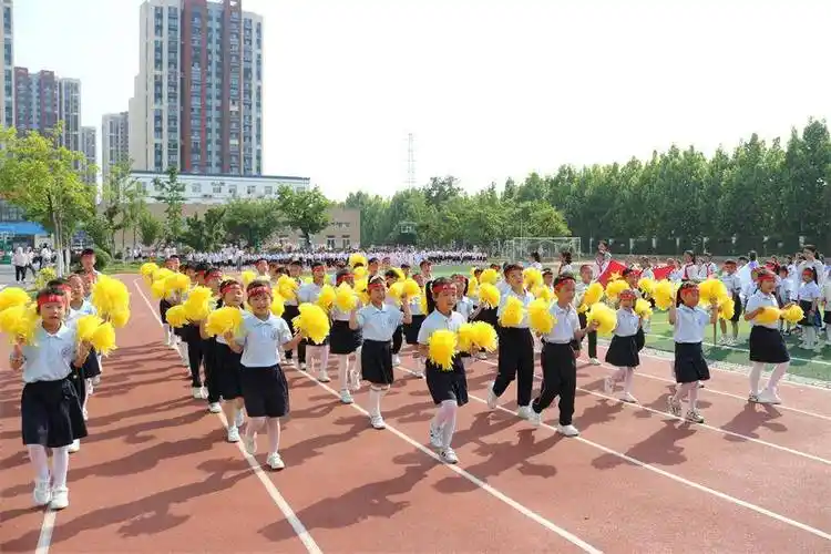 速来围观!合肥市伦先小学第五届田径运动会开幕