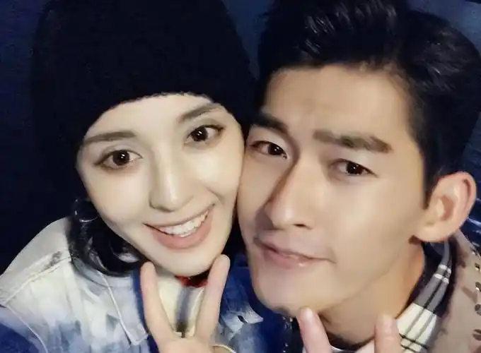 张翰否认新恋情,称是普通朋友联系,网友调侃:每任女友都是女子_娜扎