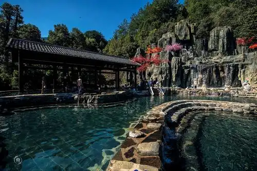 江西*铜鼓之汤里