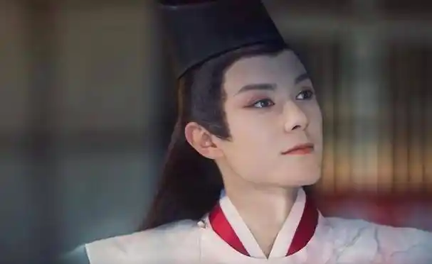 《棋魂》张超被曝隐婚生子,孩子长相酷似张超,过往黑料被扒塌房_邓郁