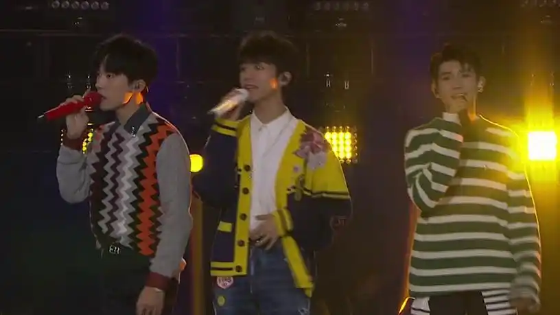 tfboys演唱《躲猫猫》可爱炸裂