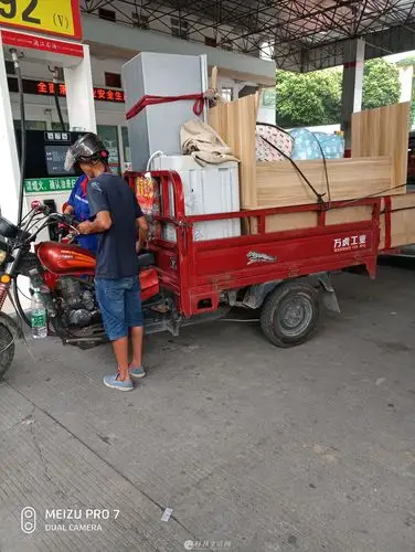 桂林大小货车,三轮车专业搬家拉货