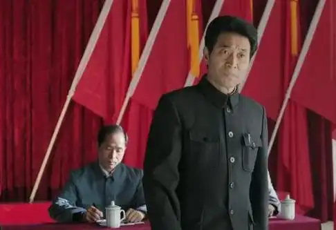 《鸡毛飞上天》:邱英杰,义乌蓝图构架者