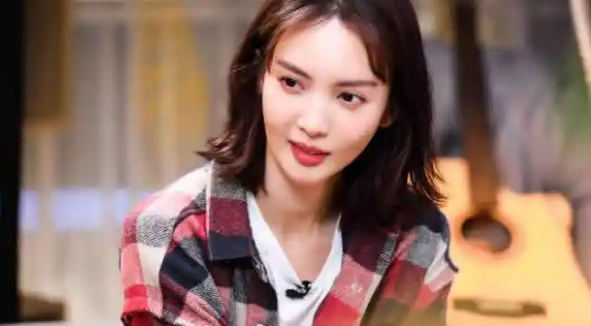 李一桐和金晨是好朋友吗(李一桐的好朋友) - 直播好站