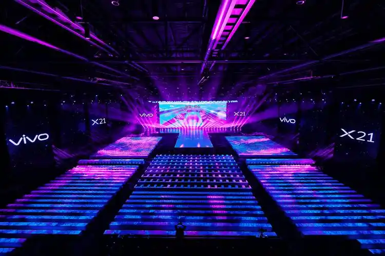 t型舞台,巨型led屏幕,讲手机专用