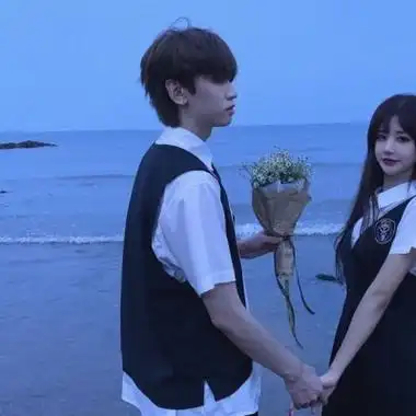 高清好看的情头双人一人一半真人图片,情侣头像图片