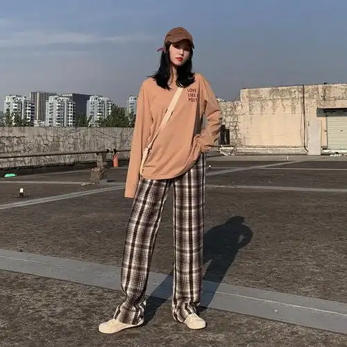 格子裤怎样搭配上衣好看格子裤子配什么上衣好看