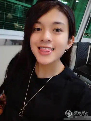 快女中印混血美女谈莉娜晒婚纱照本月将大婚