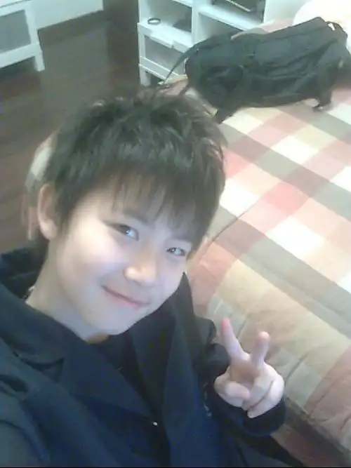 谁给我一张帅一点的生活照片要14岁的男生