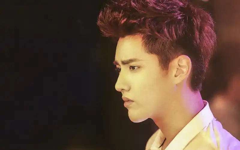 吴亦凡《原来你还在这里》剧照图片桌面壁纸