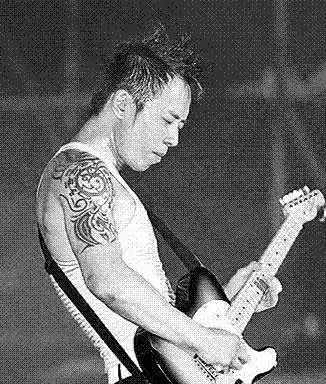 黄贯中纹身 - 宁波纹身_宁波纹身店_宁波洗纹身_宁波纹身价格_宁波