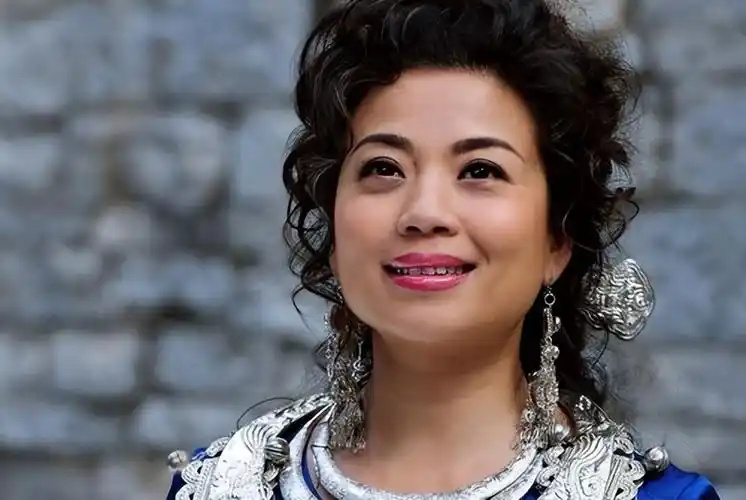 张也简历及个人资料(张也:54岁单身无子无女,和吕继宏相伴21年,神仙