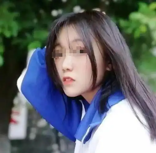 初二女生夜不归宿,父亲查看手机后暴怒:3000块转账是哪来的?