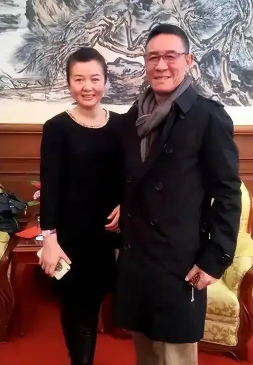 杜志国:2017年清明节,杜志国出轨45岁的杨女士,怀孕后要嫁他_杜淳