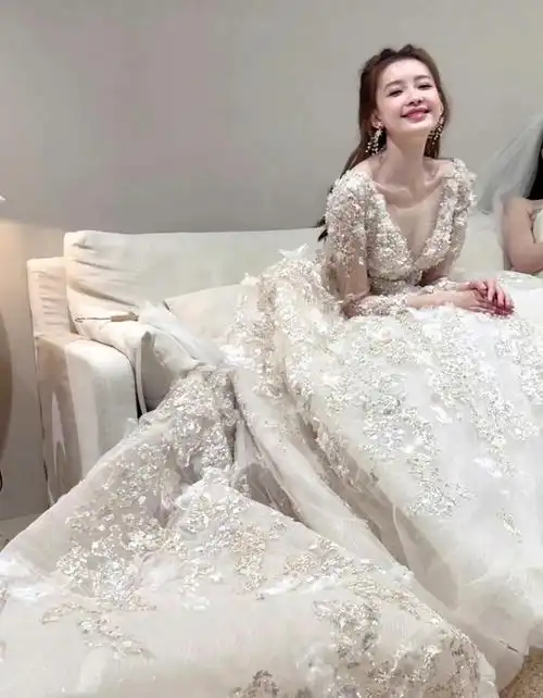 孙怡,柔美迷人 676767_网易订阅