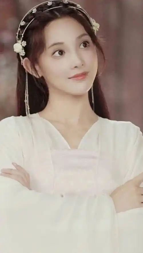 盘点国内女明星的古装白衣造型—一袭白裙 清丽脱俗 倾国倾城