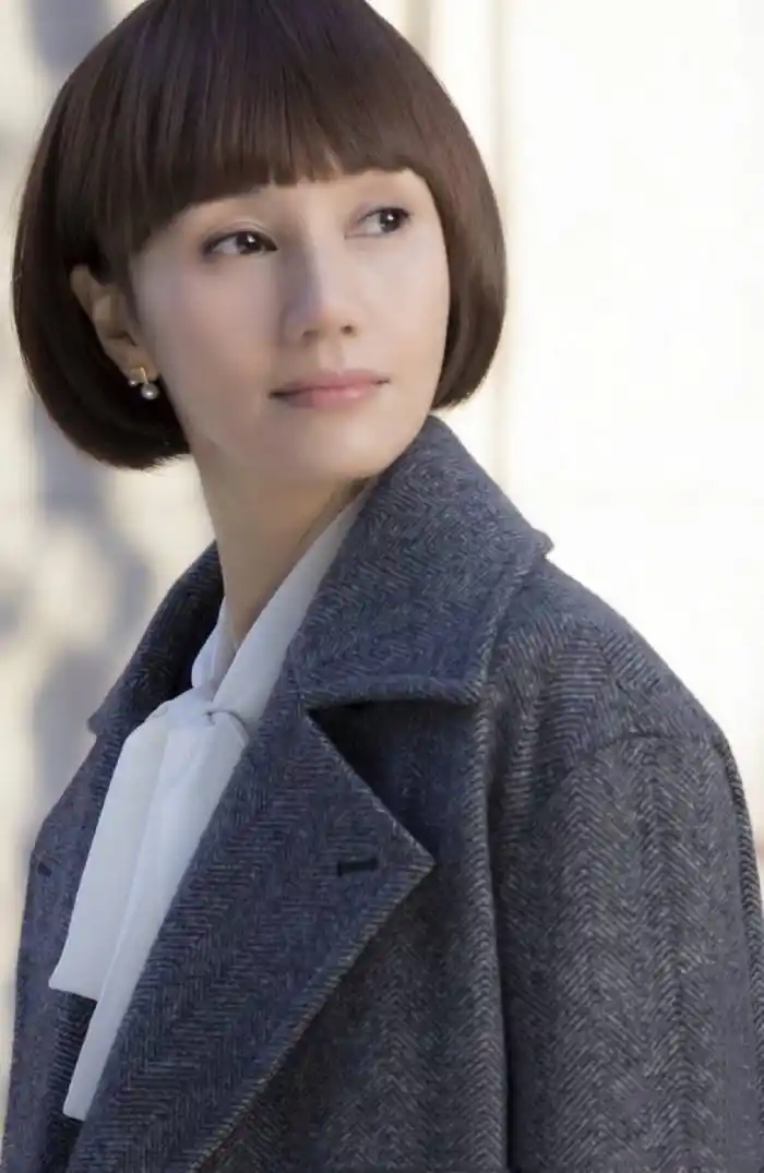 20年前袁泉有多美?青涩时期美照,告诉你夏雨的眼光有多好