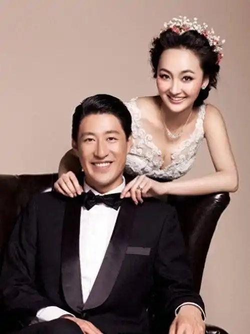 48岁于震定居山东老家!