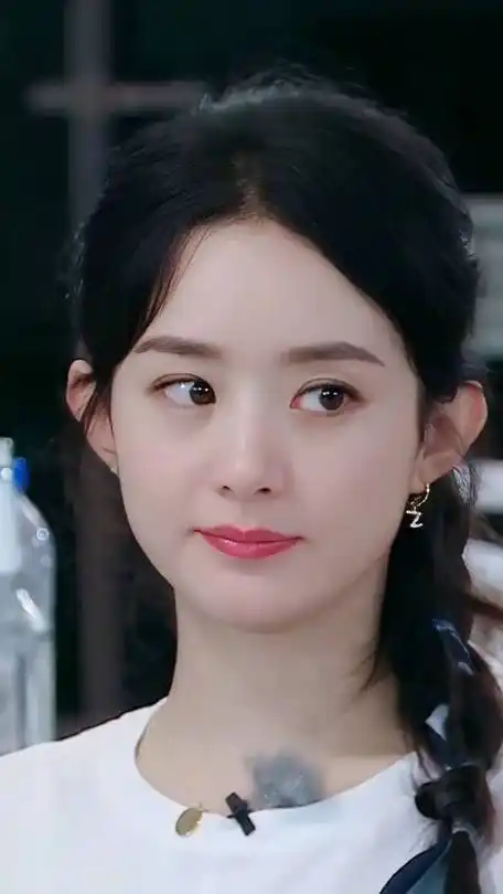 狗仔辟谣赵丽颖王一博恋情