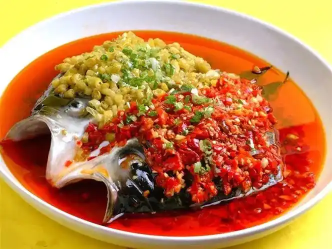 剁椒鱼头是一道湘菜名菜,这道菜也被称作"鸿运当头","开门红 - 抖音