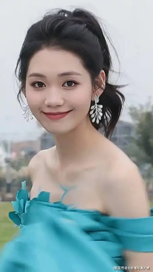 2018年4月,段奥娟参加腾讯视频女团青春成长节目《创造101》,最终以