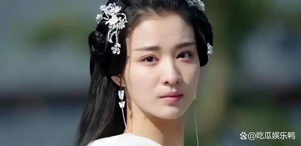 杨洋王楚然恋情曝光,网友:杨洋真的是拍一部剧谈一个女朋友啊