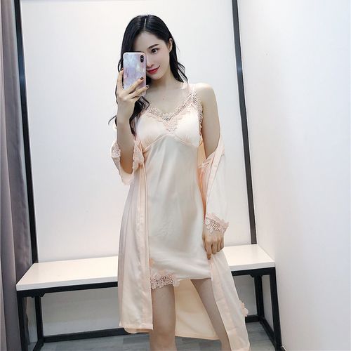 春秋性感刺绣蕾丝露背睡裙女夏小胸吊带胸垫睡袍