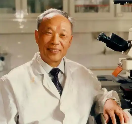 攻克白血病,培养3位院士,捐350万奖金,他才是中国"药神"