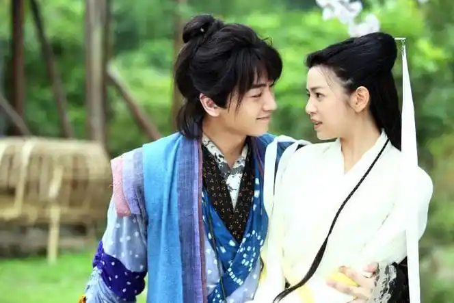 新神雕侠侣剧照电视剧_看完新版《神雕侠侣》海报,瞬间感觉新版《倚天