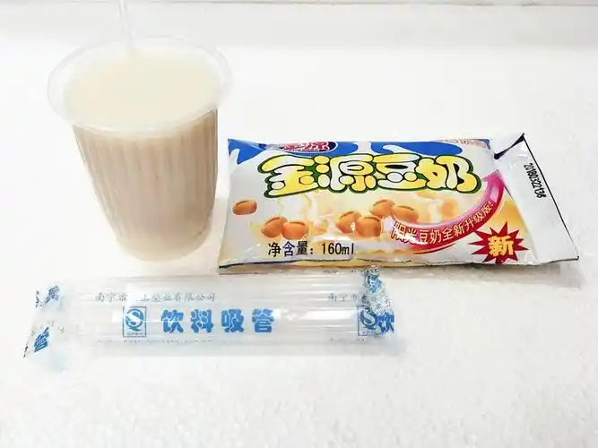 19年日期广西金源豆奶原生态植物饮料160ml 40袋一箱 童年的味道