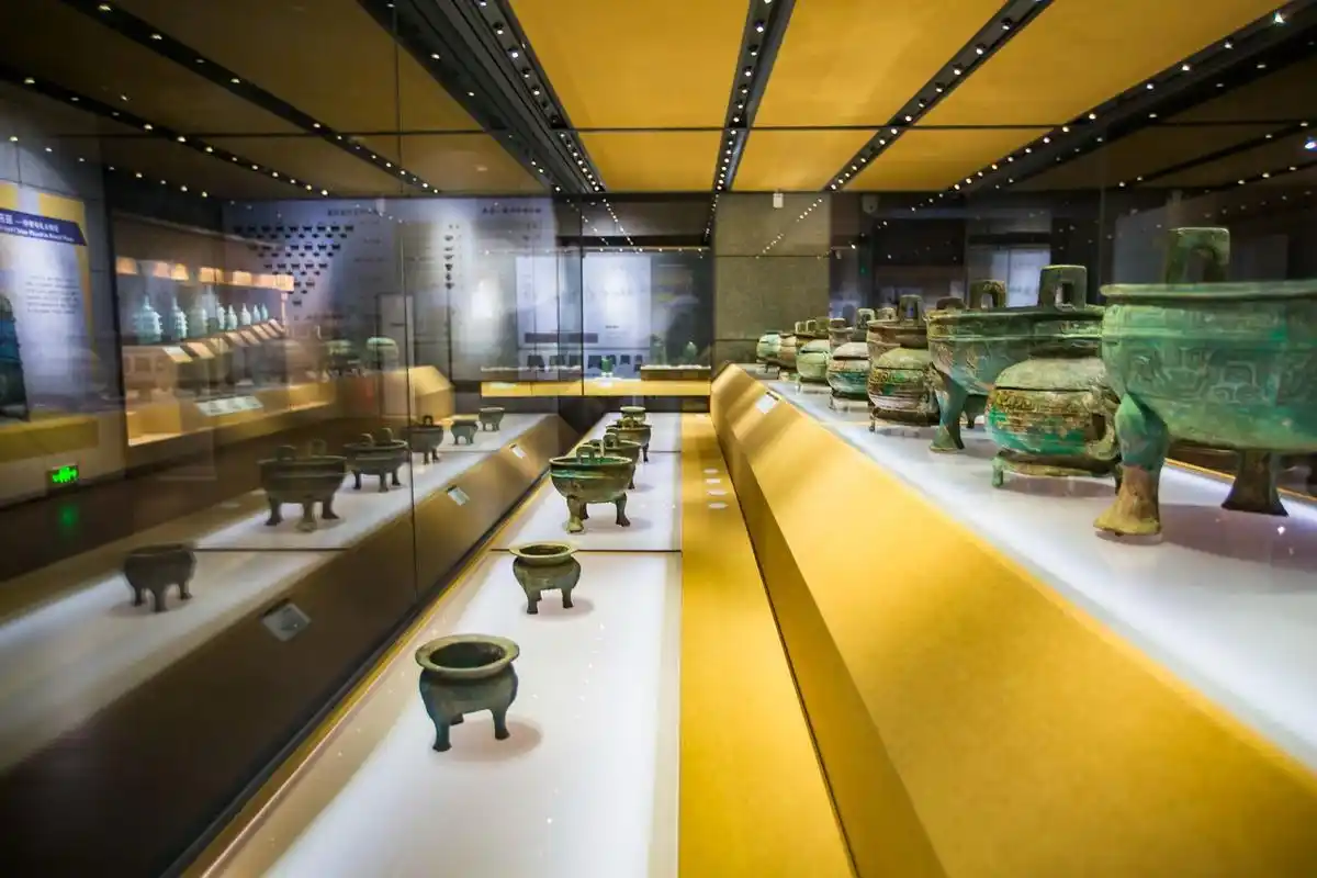 三门峡虢国博物馆,拥有众多精美文物,还藏着一座庞大的地下世界