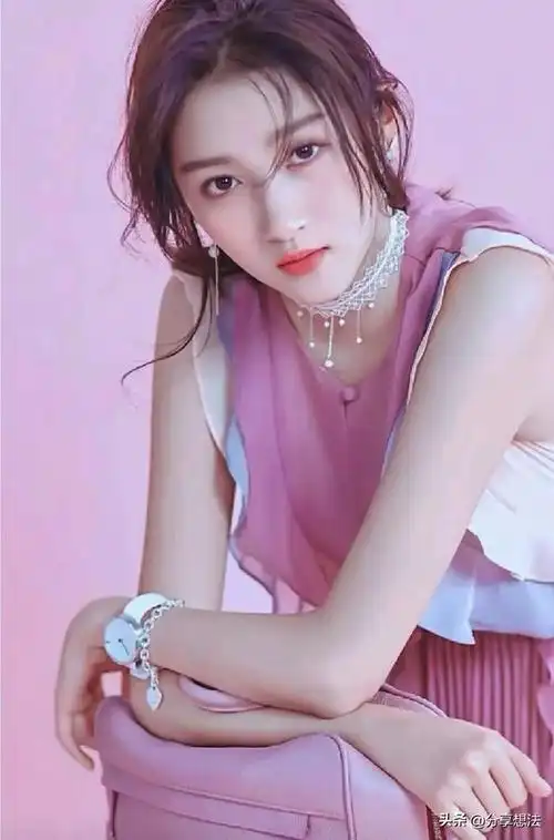 关晓彤明星壁纸(52)|智己|上市_网易订阅