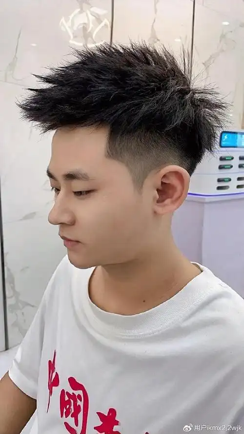 立体时尚很有型,18到38的男士都适合——最潮男发推荐|男士|发型|有型