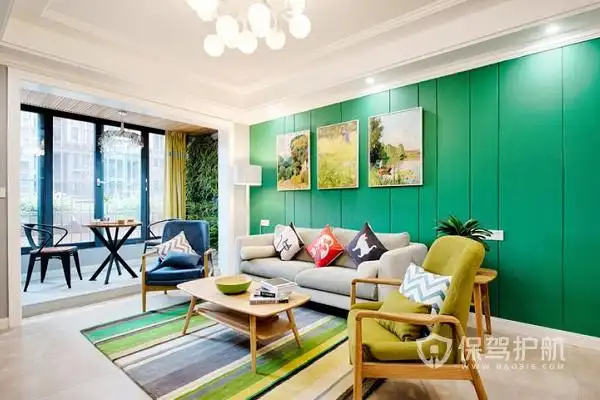 是两居室的,但室内格局不足够家人居住,只能将格局拆改布局成三居室的