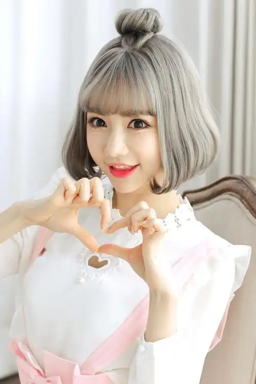 时尚奶奶灰假发,甜美可爱风哦~~蘑菇街-魅…-堆糖,美好生活研究所