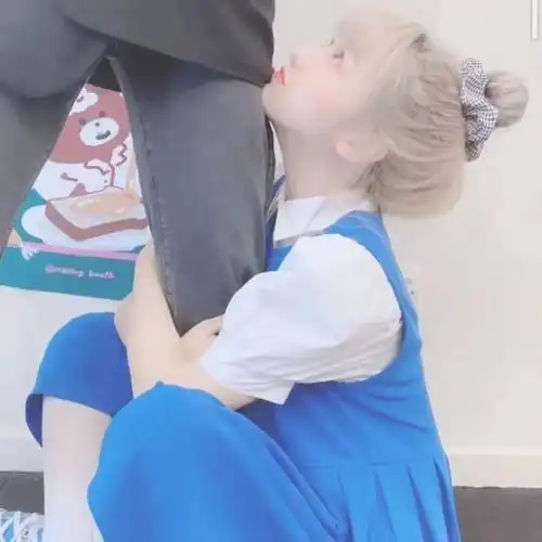 凸显家庭地位的情侣头像哦喜欢的话就拿走千万别客气