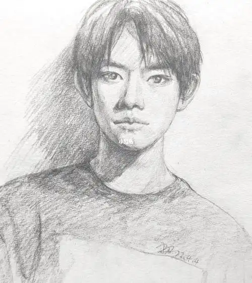 易烊千玺弟弟素描头像