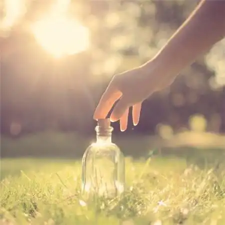 给人一种阳光的头像高清唯美阳光干净的微信头像图片